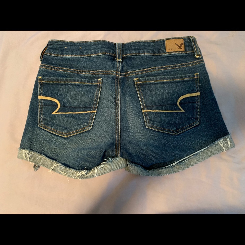 SOLD — American Eagle shorts